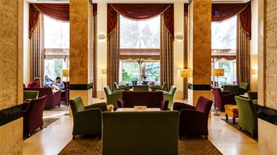 لابی هتل پارسیان اوین تهران لابی هتل پارسیان اوین تهران